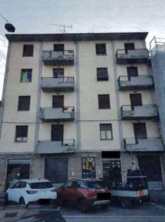 Appartamento in Via Pistoiese 389/C, Prato, 6 locali, 1 bagno, 105 m²
