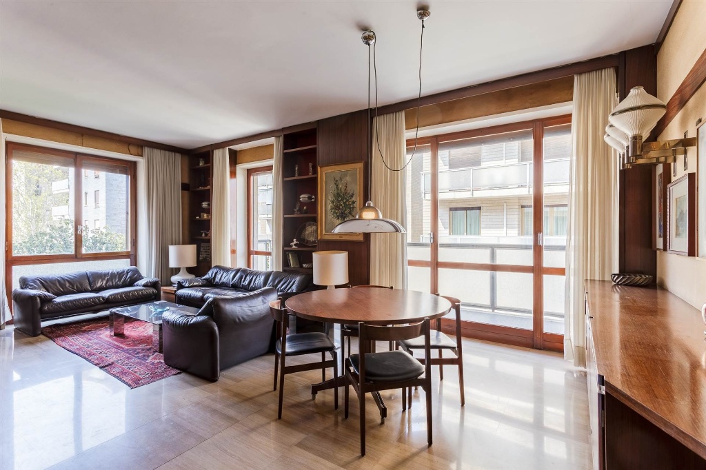 Appartamento in Corso Lodi 83, Milano, 5 locali, 2 bagni, 160 m²