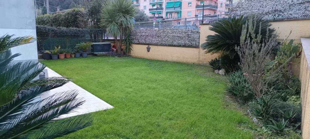 Quadrilocale a La Spezia, 2 bagni, giardino privato, garage, 107 m²