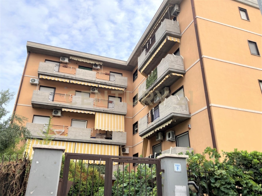 Quadrilocale in Via del Potatore 52, Catania, 2 bagni, garage, 110 m²