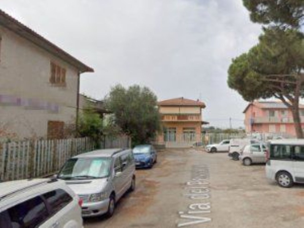 Casa indipendente in Del Pescatore, Grosseto, 15 locali, 5 bagni