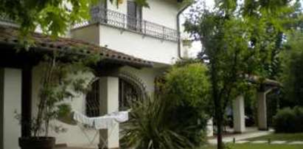 Villa a schiera in Via Monte Grappa, Marcon, 10 locali, 247 m²