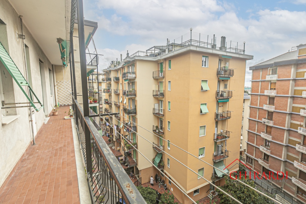 Appartamento in VIA EMANUELE CANESI 61, Genova, 5 locali, 1 bagno