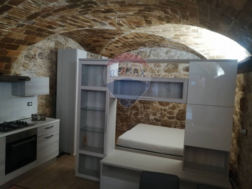 Casa vacanze in Via costantini, Popoli, 2 locali, 1 bagno, 47 m²