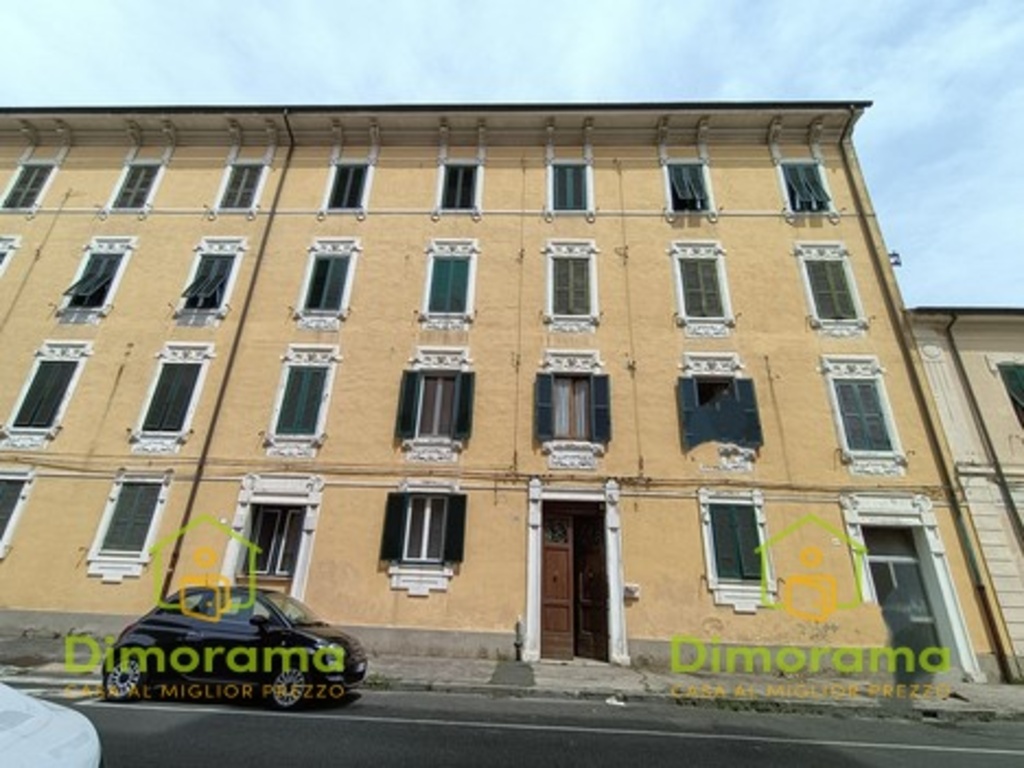 Appartamento in Via Giovanni Fattori n.19, Livorno, 5 locali, 2 bagni