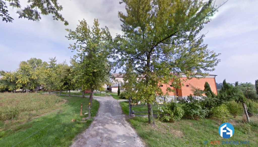 Rustico in Via del Mulino, Reggio nell'Emilia, 10 locali, 2 bagni
