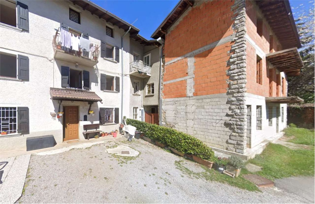 Casa indipendente in Via Caffarino 9, Sant'Omobono Terme, 5 locali