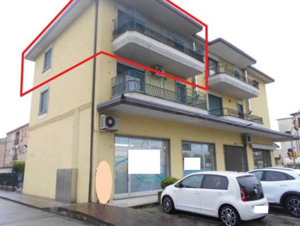 Appartamento in Via Dante, Piazzola sul Brenta, 6 locali, garage