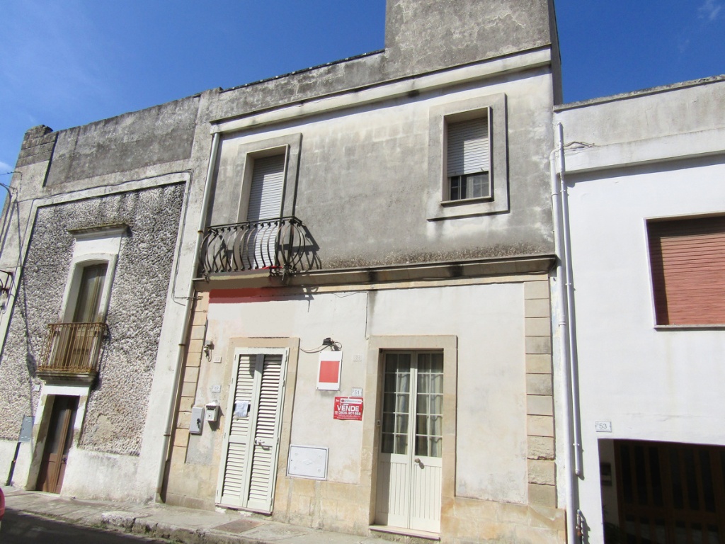 Casa indipendente in Nazario Sauro, Poggiardo, 5 locali, 2 bagni