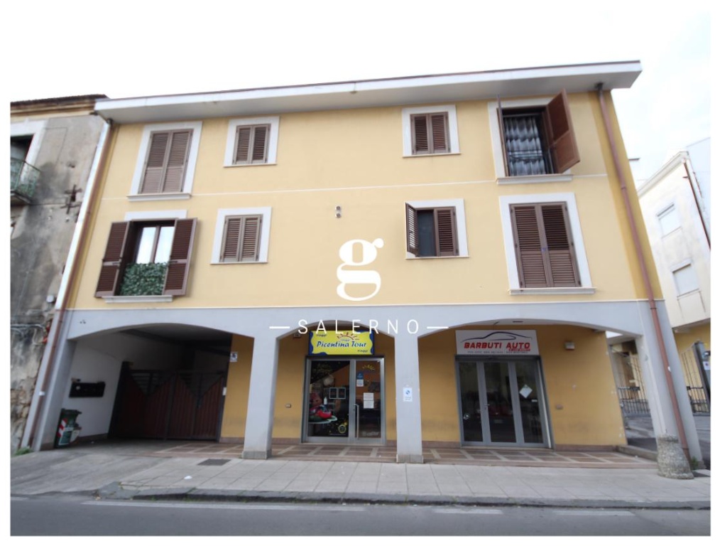 Quadrilocale in Ostaglio, Salerno, 2 bagni, 93 m², 2° piano in vendita