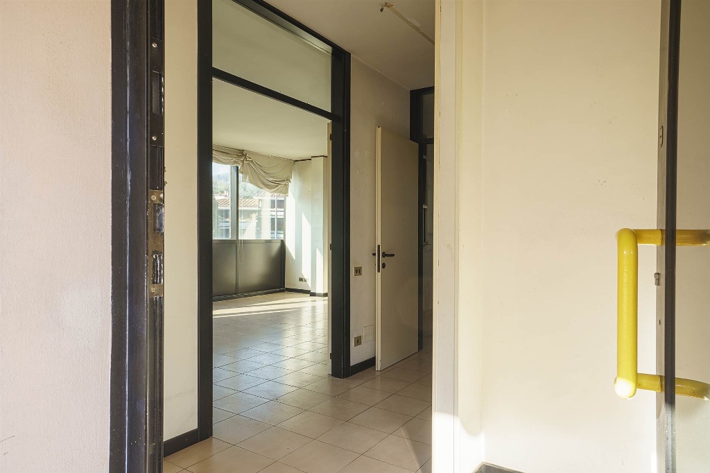 Appartamento a Montecatini-Terme, 5 locali, 2 bagni, 99 m², 2° piano