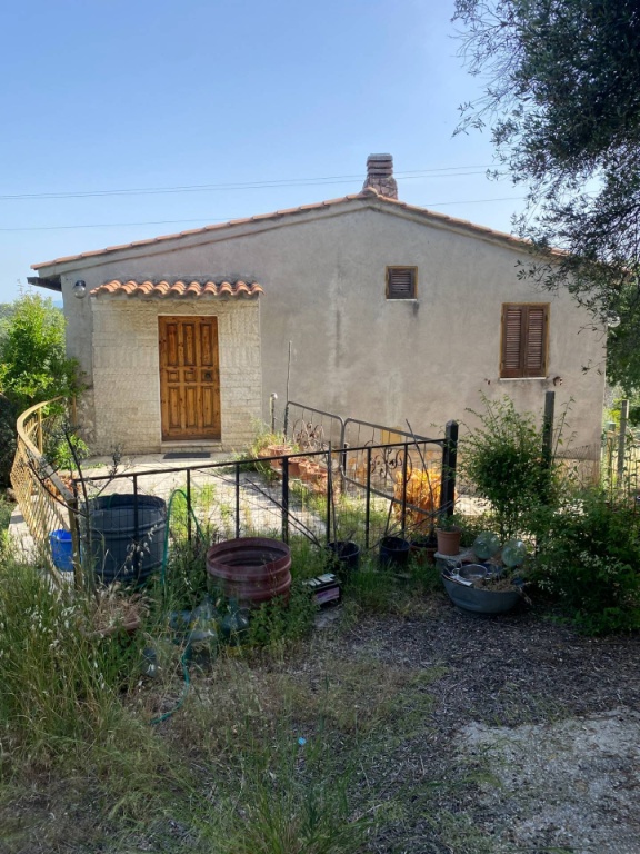 Casa indipendente in Via dei Cioccati, Guidonia Montecelio, 3 locali