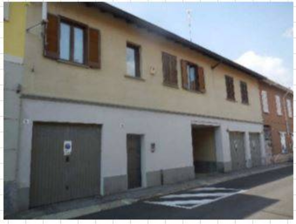 Bilocale in Via S. Michele del Carso, Melzo, 1 bagno, con box, 46 m²