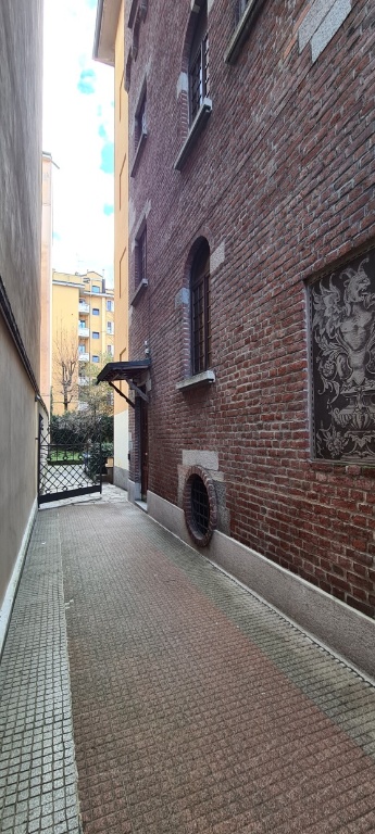 Monolocale in Via Botticelli, Milano, 1 bagno, giardino in comune