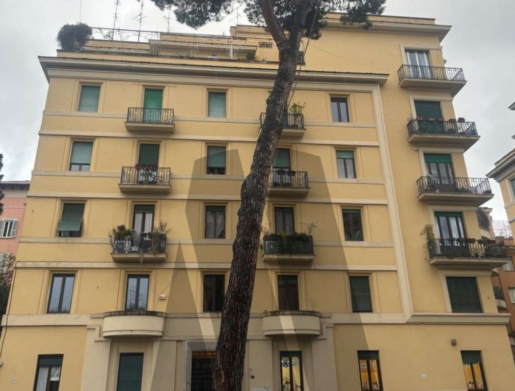 Bilocale in Corso Trieste 63, Roma, 1 bagno, giardino in comune, 61 m²