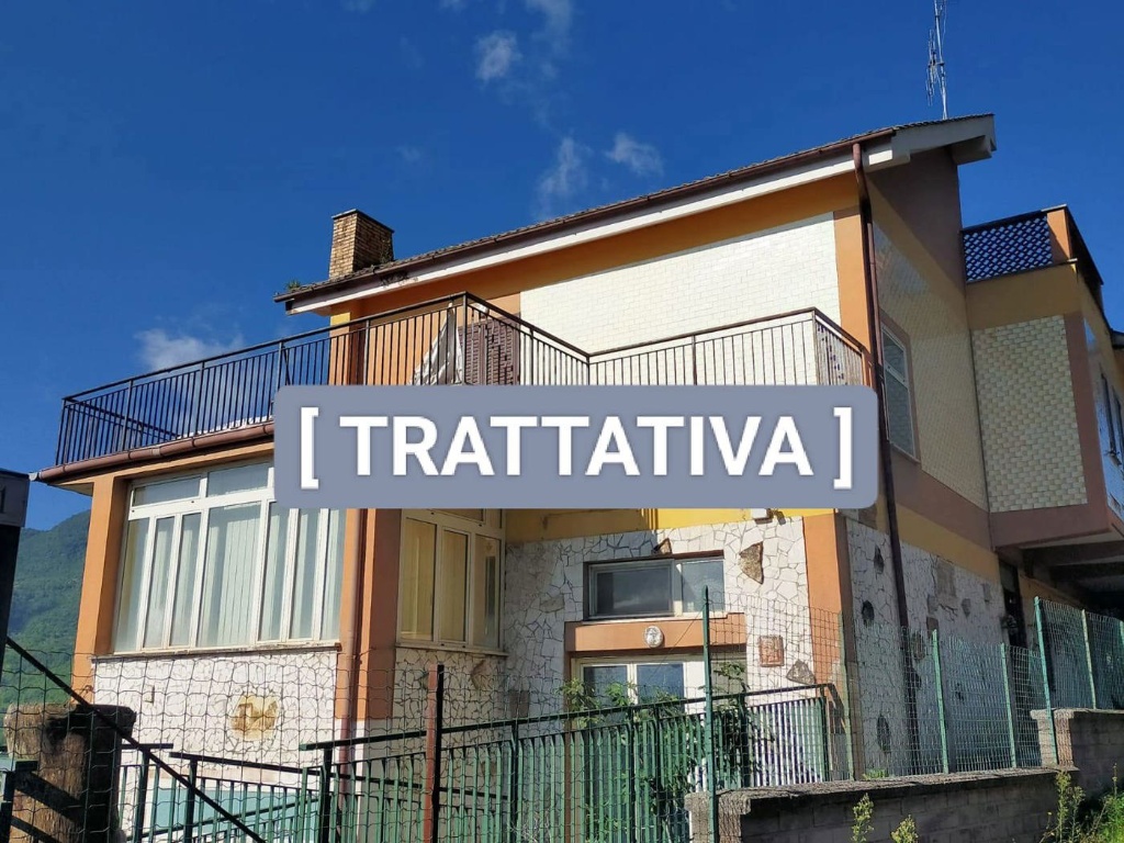 Villa in Viale Trieste snc, Roviano, 10 locali, 4 bagni, posto auto