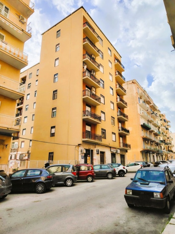 Quadrilocale in Via Manzoni 108, Agrigento, 2 bagni, 154 m², 7° piano