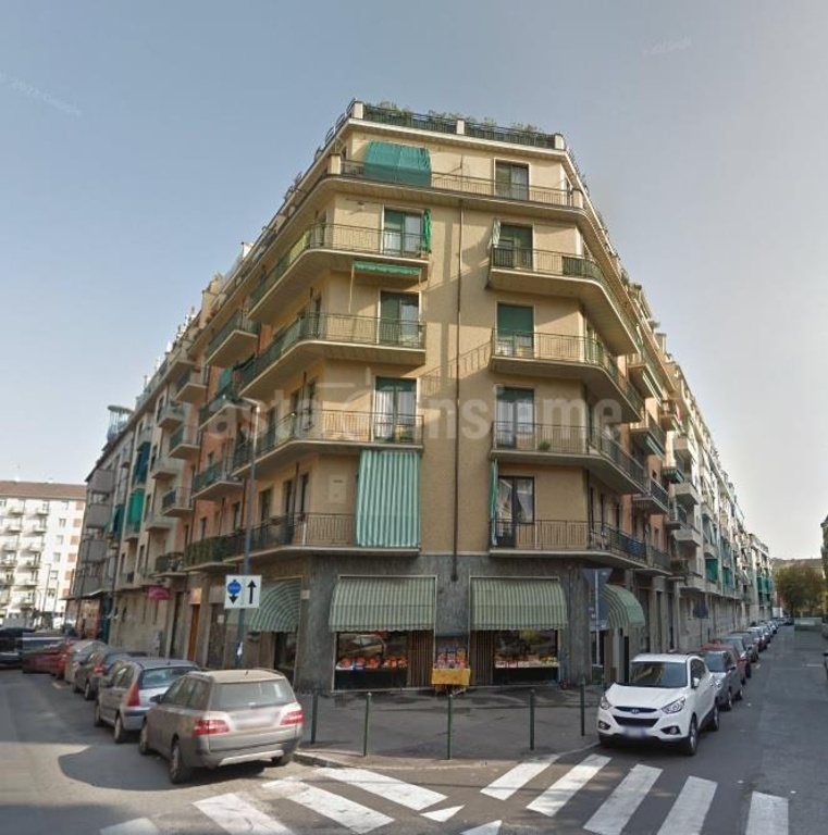Quadrilocale a Torino, 2 bagni, 99 m², 4° piano, ascensore in vendita