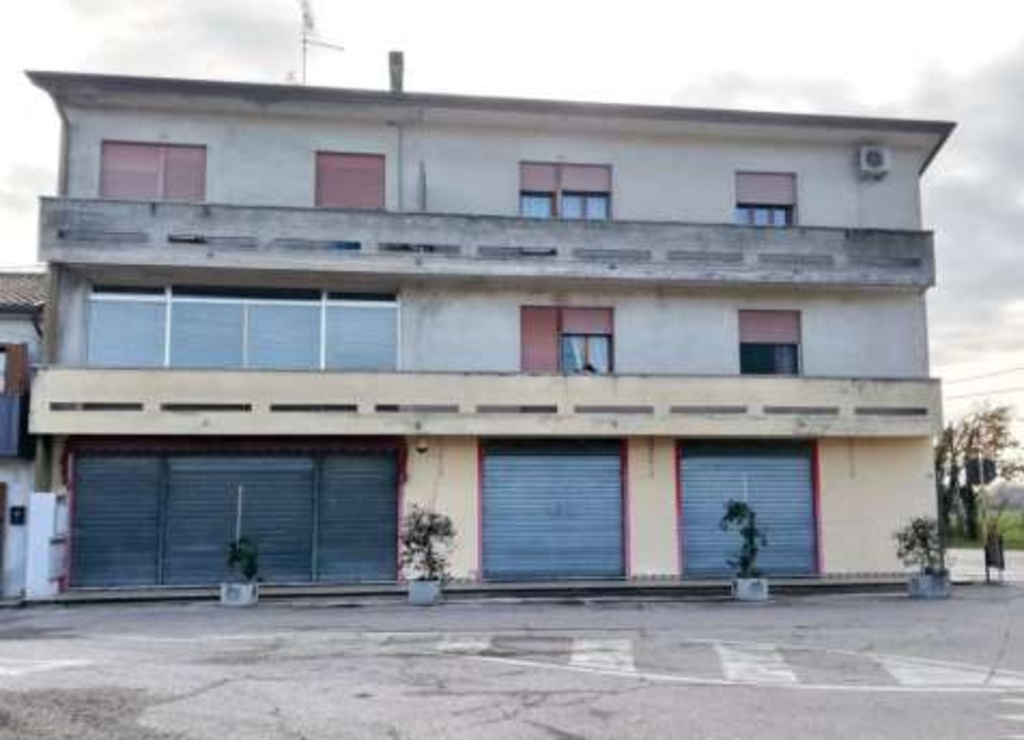 Appartamento in Via Zoncè, Godega di Sant'Urbano, 7 locali, 1 bagno