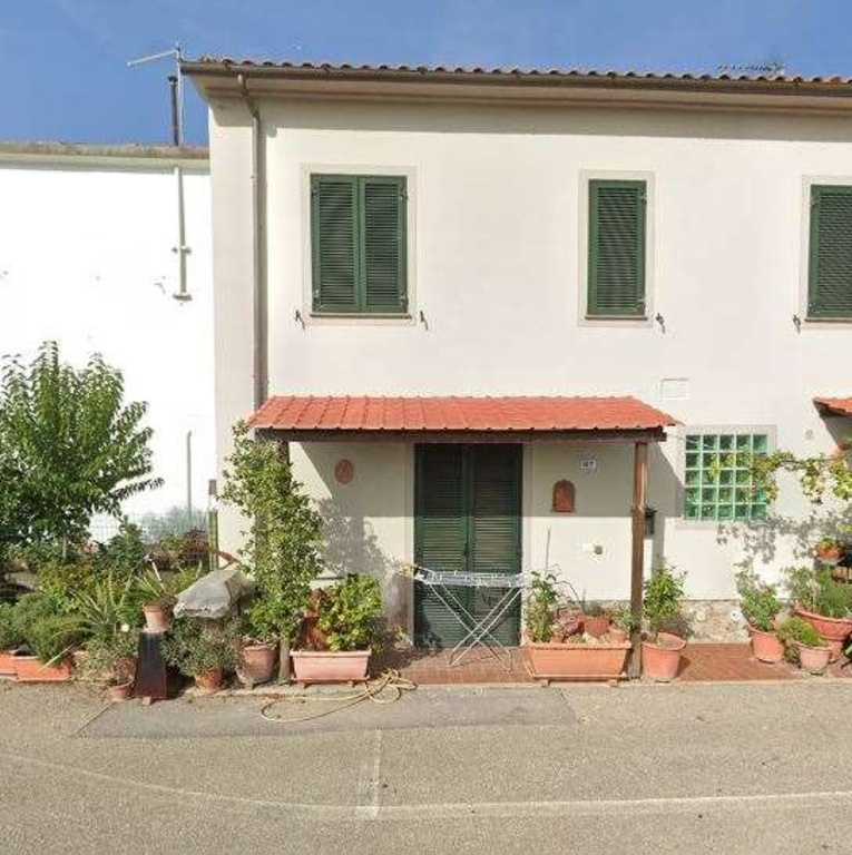 Appartamento in Via Bartolini 907/c, Larciano, 6 locali, 2 bagni