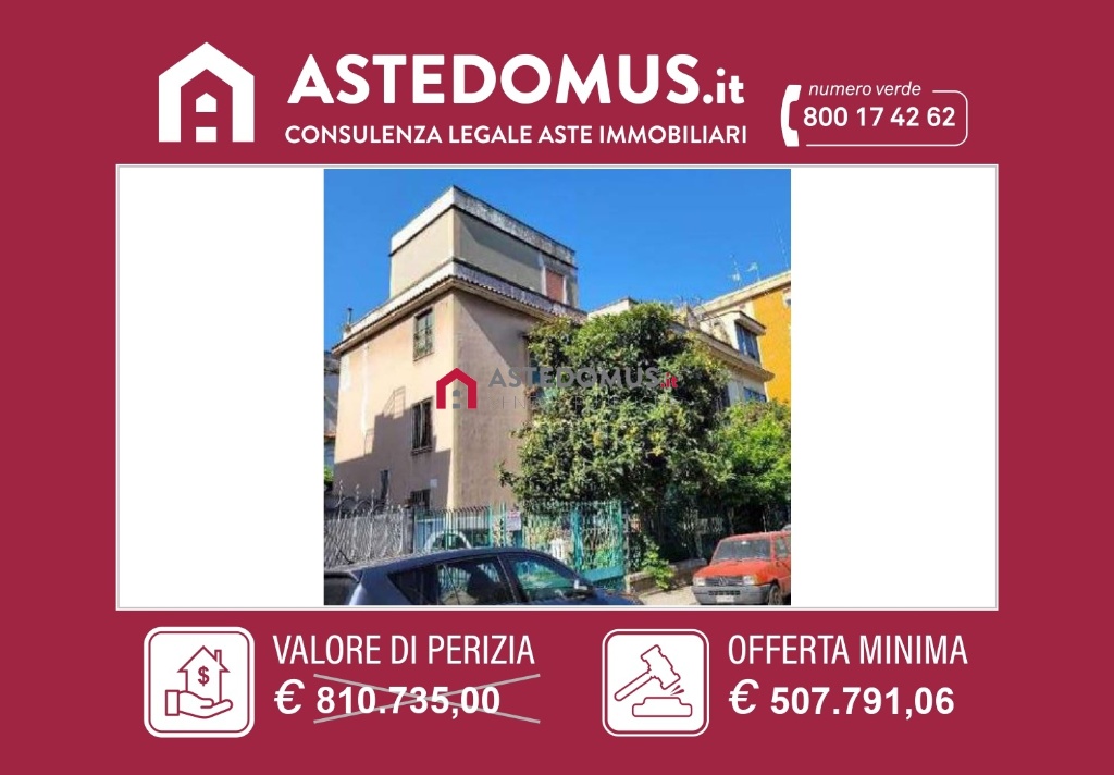 Villa in Via Carlo De Marco, Napoli, 14 locali, 3 bagni, 240 m²