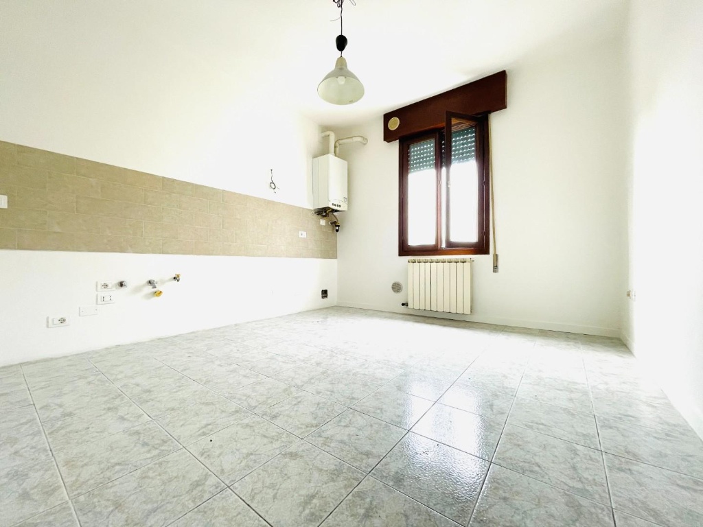 Quadrilocale a Venezia, 1 bagno, giardino in comune, 80 m², 3° piano