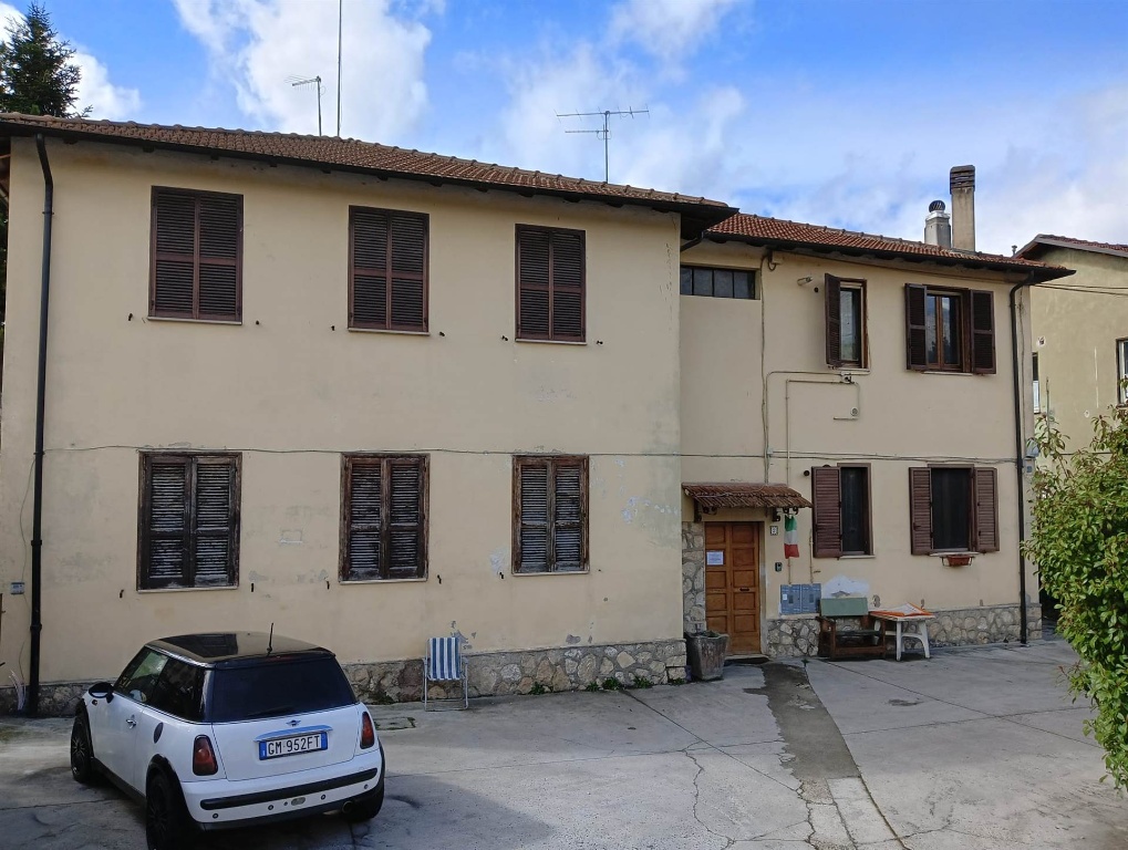 Appartamento in VIA FONTE NUOVA, Magliano de' Marsi, 5 locali, 1 bagno