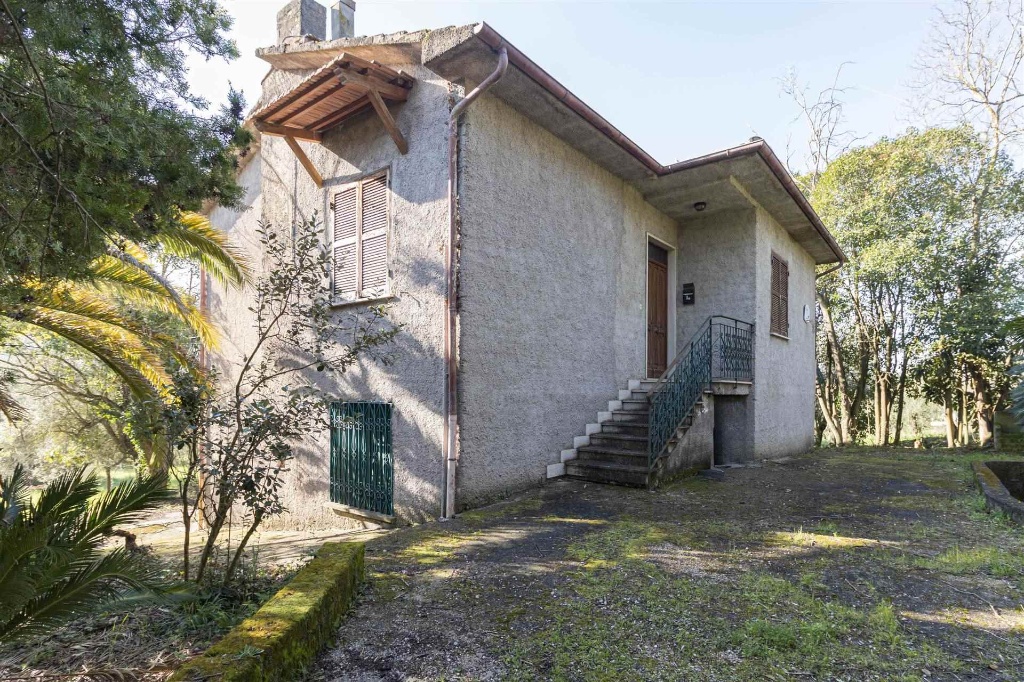Casa indipendente in Via Pantani 4, Montopoli di Sabina, 3 locali