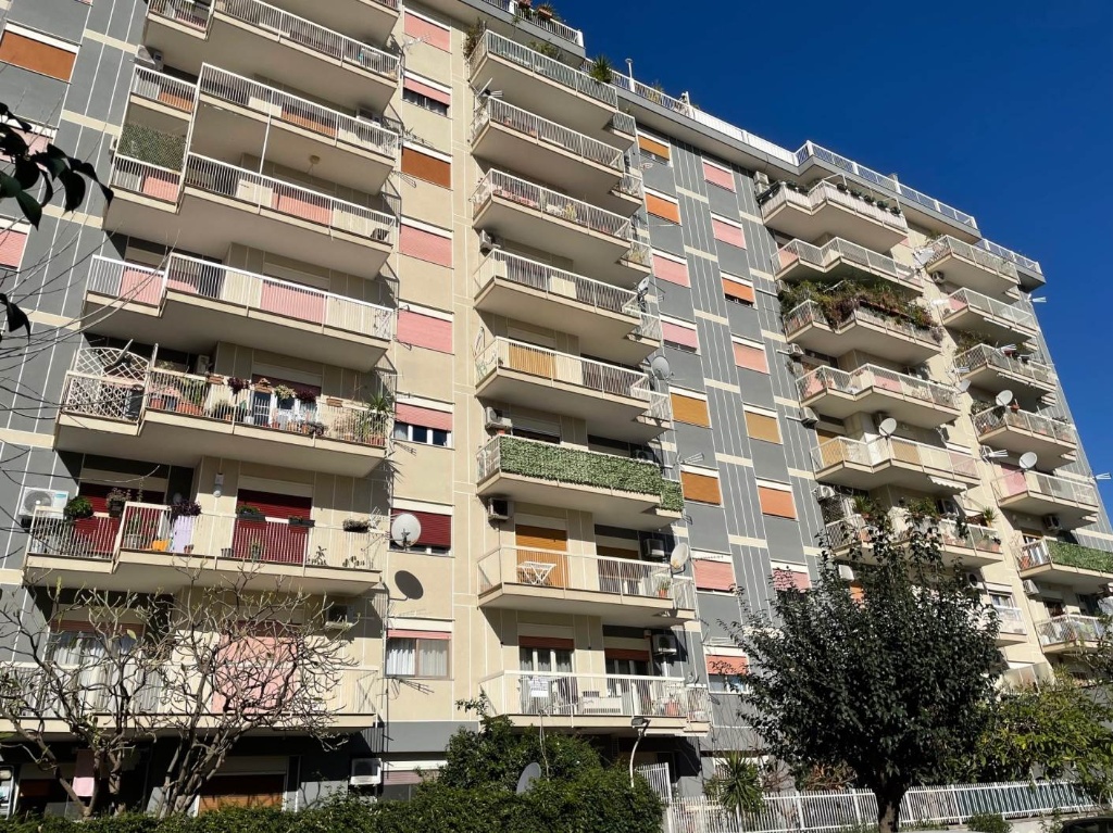 Appartamento in Via Castellana 64, Palermo, 5 locali, 2 bagni, 146 m²