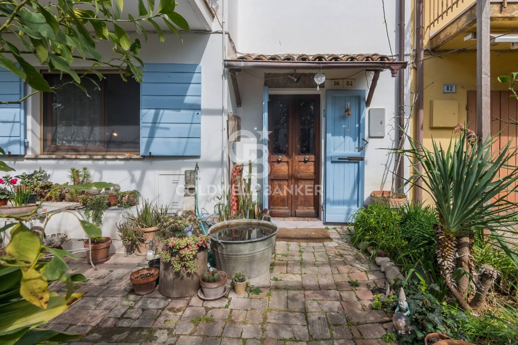 Casa semindipendente in Via scacciano, Misano Adriatico, 5 locali