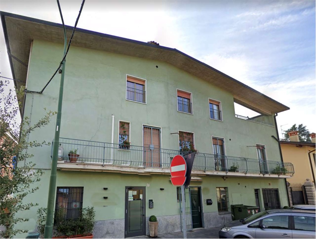 Appartamento in Via Martiri della Libertà, Coccaglio, 7 locali, 169 m²