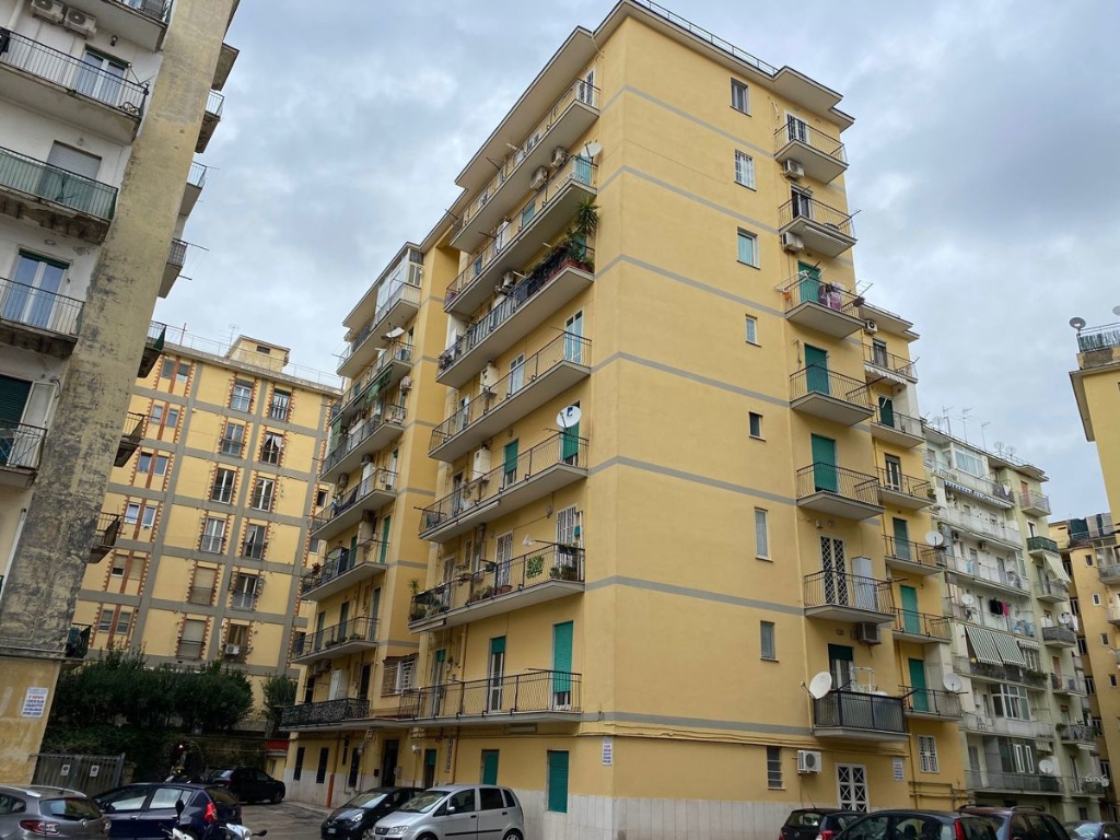 Quadrilocale in Via Bernardo Cavallino 115/E, Napoli, 2 bagni, 120 m²
