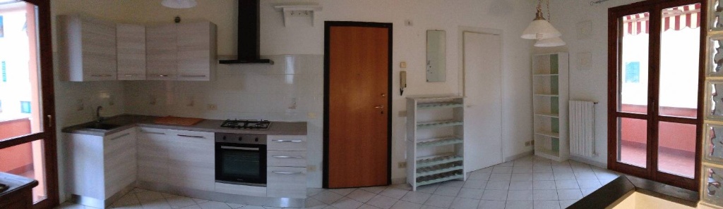 Appartamento in VIA ANTONIO GRAMSCI, Buti, 5 locali, 2 bagni, con box