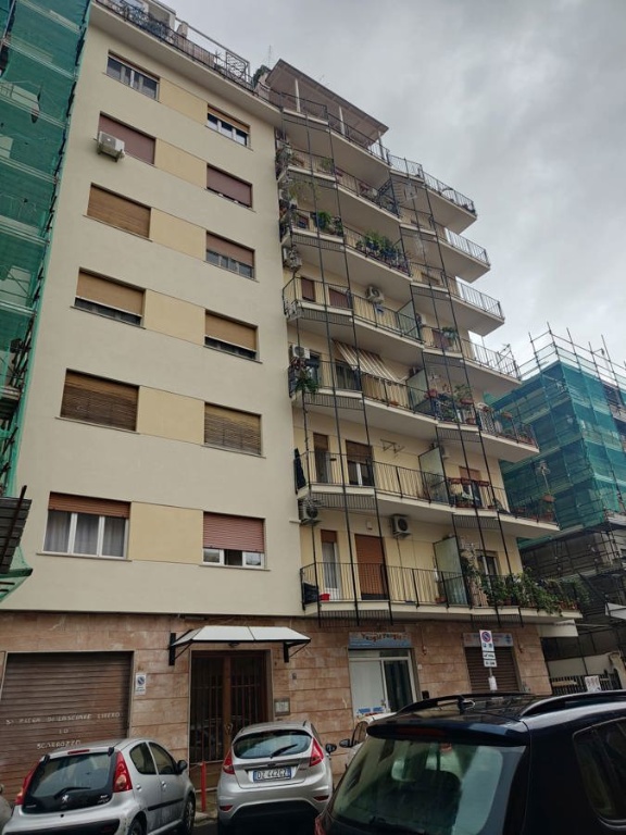 Quadrilocale in Via Ciullo D'Alcamo 9, Palermo, 90 m², 1° piano
