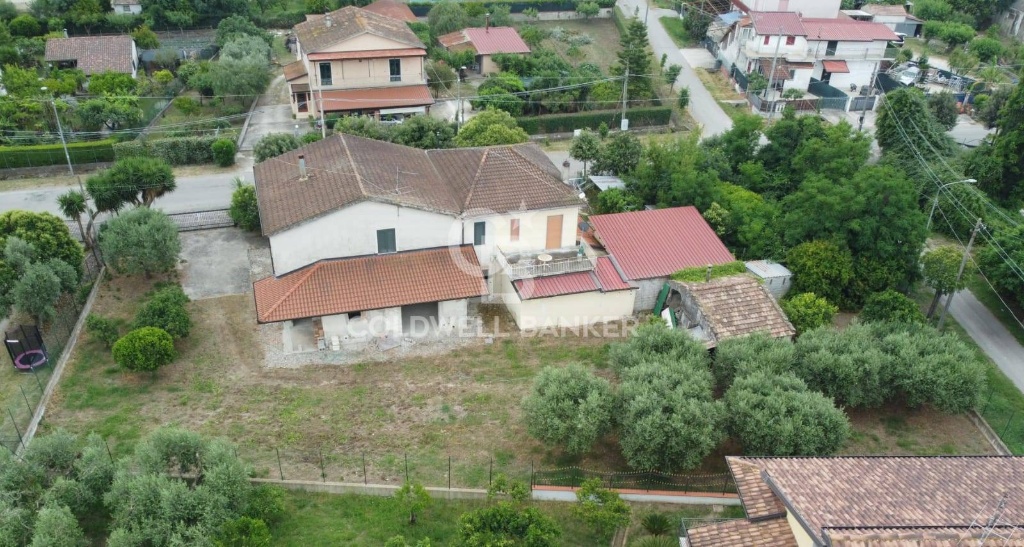 Villa in Via Giuseppe Garibaldi, Altavilla Silentina, 7 locali, 180 m²