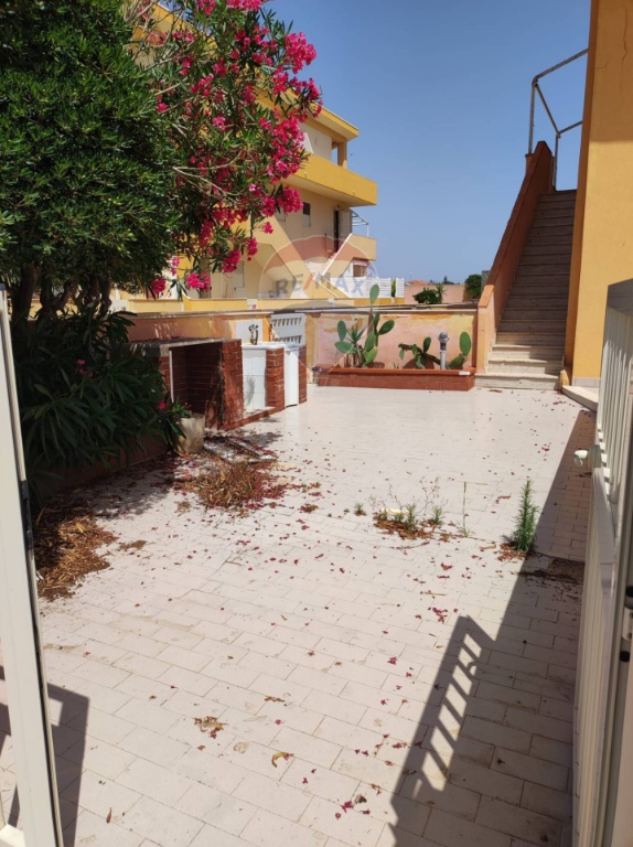 Quadrilocale in Via randello, Ragusa, 1 bagno, arredato, 67 m²