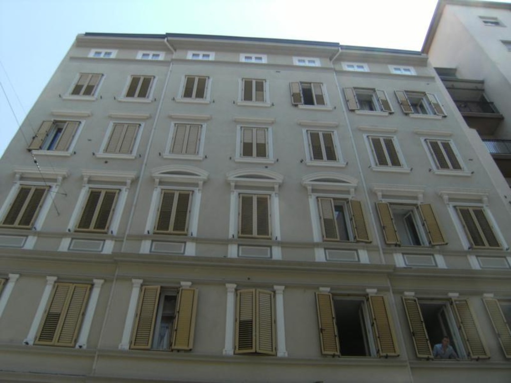 Bilocale a Trieste, 1 bagno, 52 m², 3° piano, ascensore in vendita