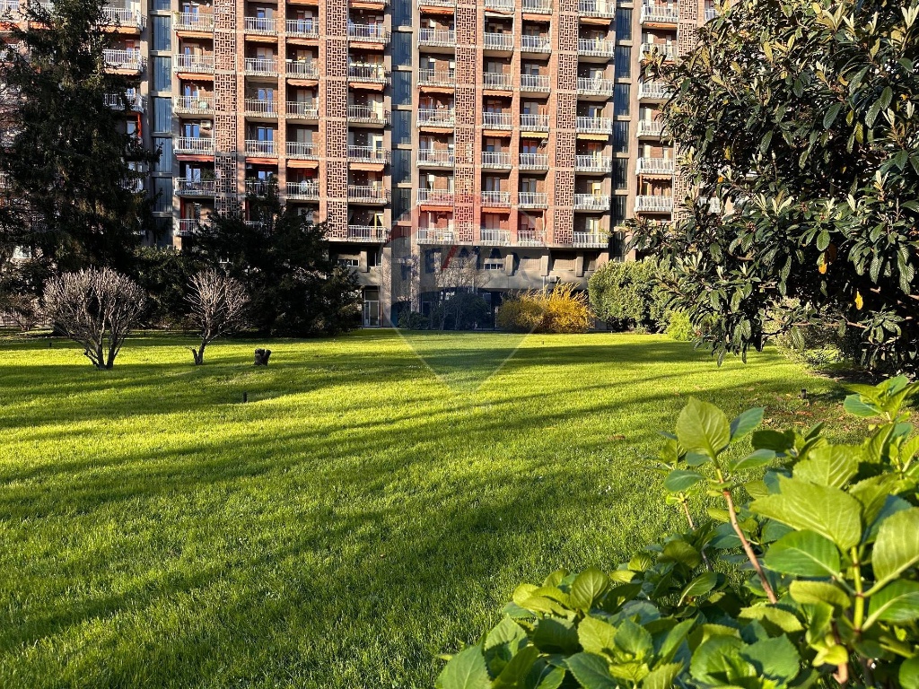 Quadrilocale in Via Frejus, Torino, 2 bagni, giardino in comune