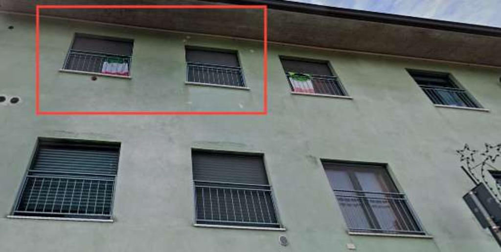 Appartamento in Via Martiri della Libertà, Coccaglio, 8 locali, 184 m²