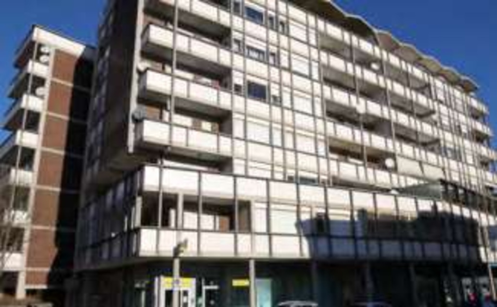 Appartamento in Via A. Manzoni, Maniago, 8 locali, garage, 142 m²