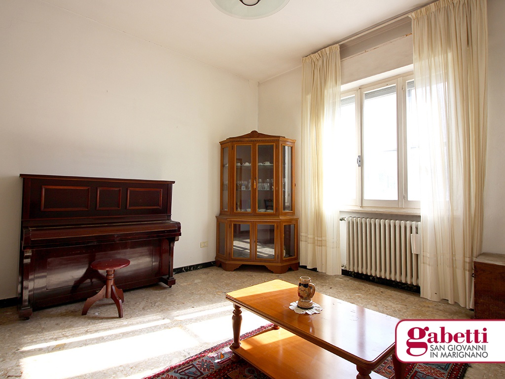 Appartamento a San Giovanni in Marignano, 5 locali, 1 bagno, 162 m²