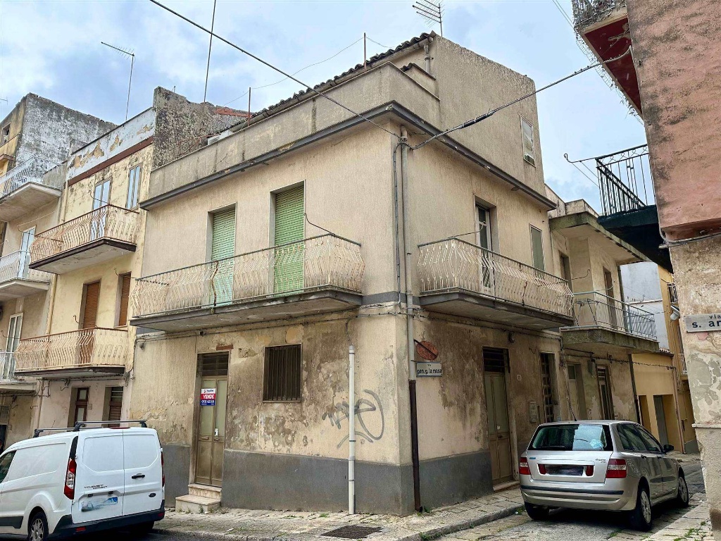 Casa indipendente in Via Sant'Anna 350, Ragusa, 4 locali, 3 bagni