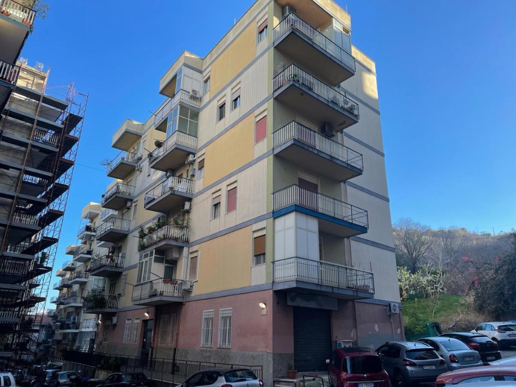 Bilocale in Via Pietro Castelli 83, Messina, 1 bagno, 55 m², 4° piano