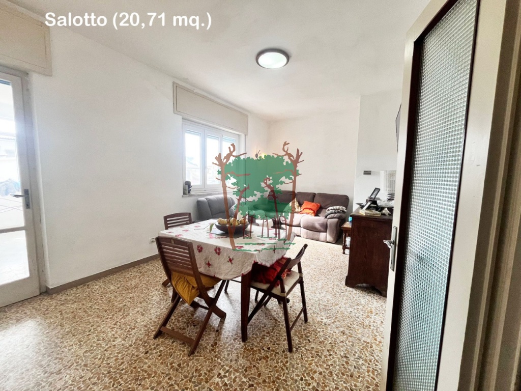 Quadrilocale in Via Pisacane, Viareggio, 2 bagni, 118 m², 1° piano