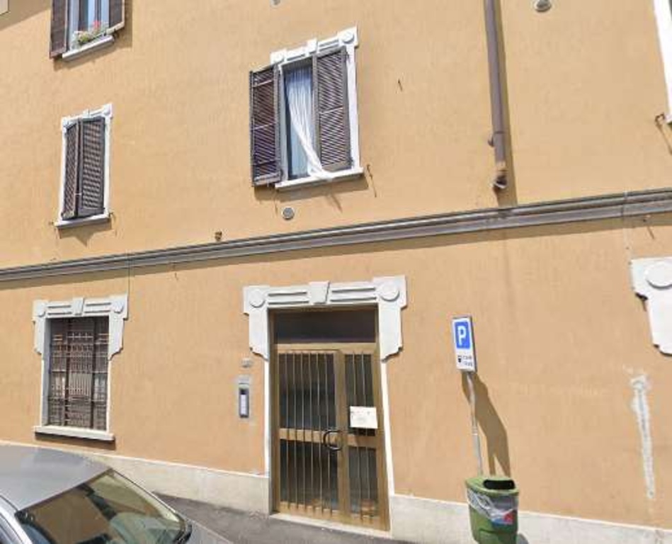 Trilocale in Via Davide Guarenzi 2, Desio, 4 bagni, 85 m², 1° piano