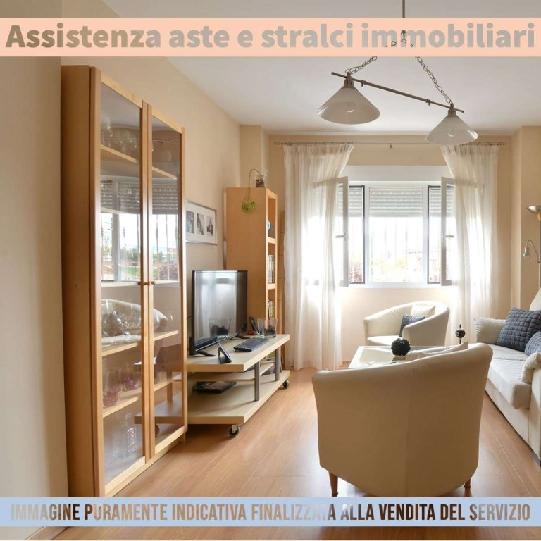 Appartamento in Via Nazionale 24, Calco, 7 locali, 2 bagni, garage
