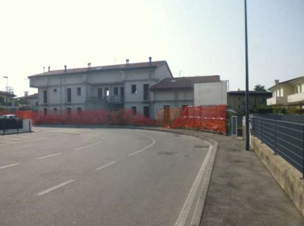 Palazzo in Località Spresiano, Spresiano, 1 locale, 1266 m² in vendita