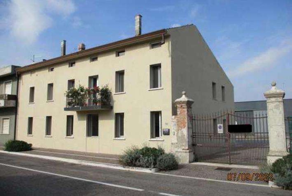 Appartamento in Piazza Marega, Bevilacqua, 14 locali, 4 bagni, 387 m²