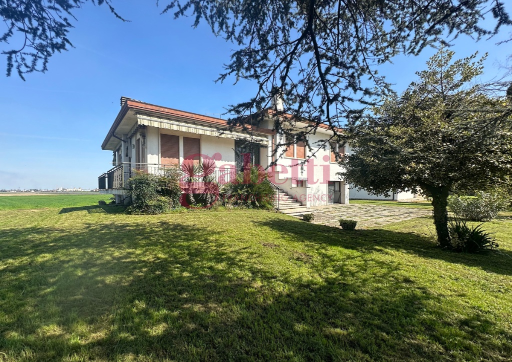 Villa singola a Bagnoli di Sopra, 5 locali, 2 bagni, giardino privato