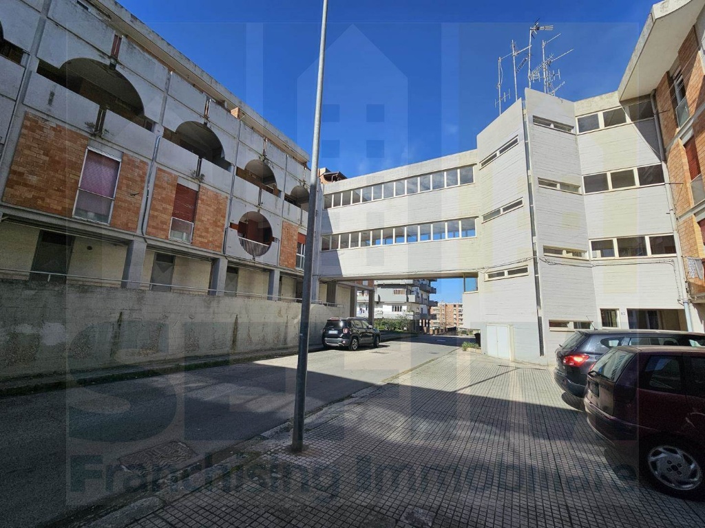 Quadrilocale in VIA MEUCCI, Matera, 2 bagni, 98 m², 3° piano